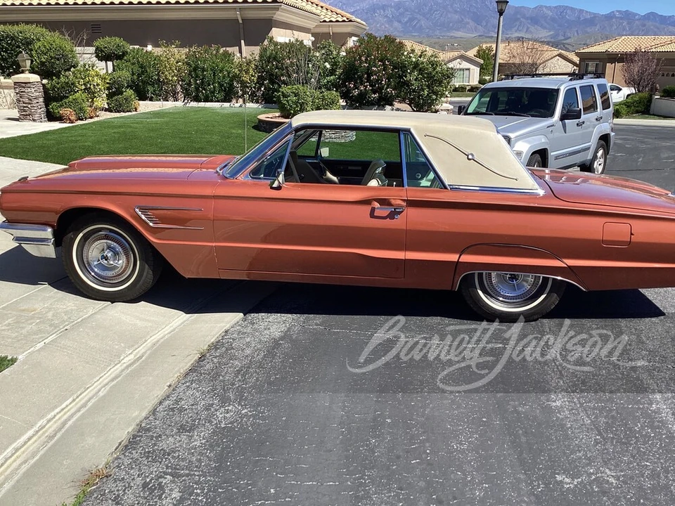 1965 Ford Thunderbird 4th Gen - Image 2 of 11