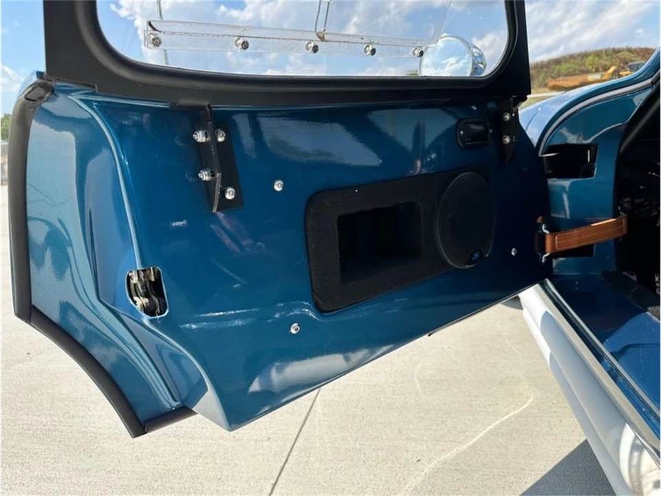 1965 Factory Five Type 65 - Image 31 of 31