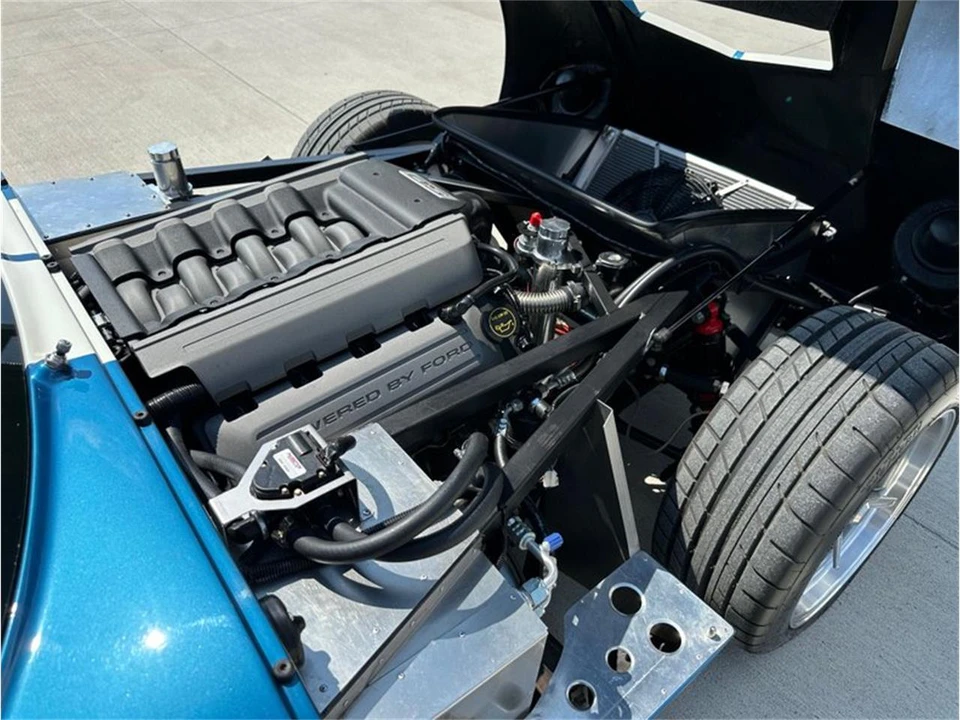 1965 Factory Five Type 65 - Image 18 of 31