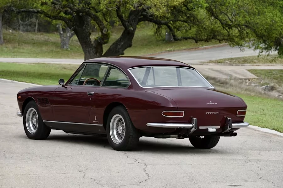 1965 Ferrari 330 GT 2+2 - Image 5 of 11