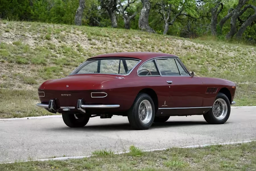 1965 Ferrari 330 GT 2+2 - Image 2 of 11
