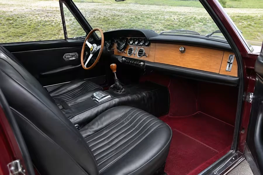 1965 Ferrari 330 GT 2+2 - Image 8 of 11