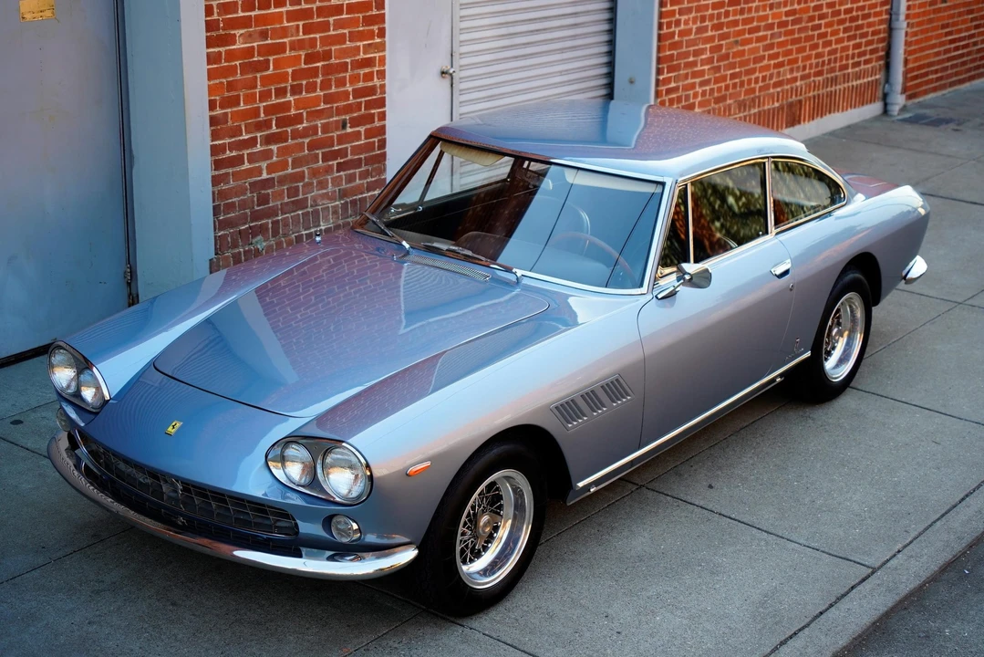 1965 Ferrari 330 GT 2+2 - Image 16 of 31