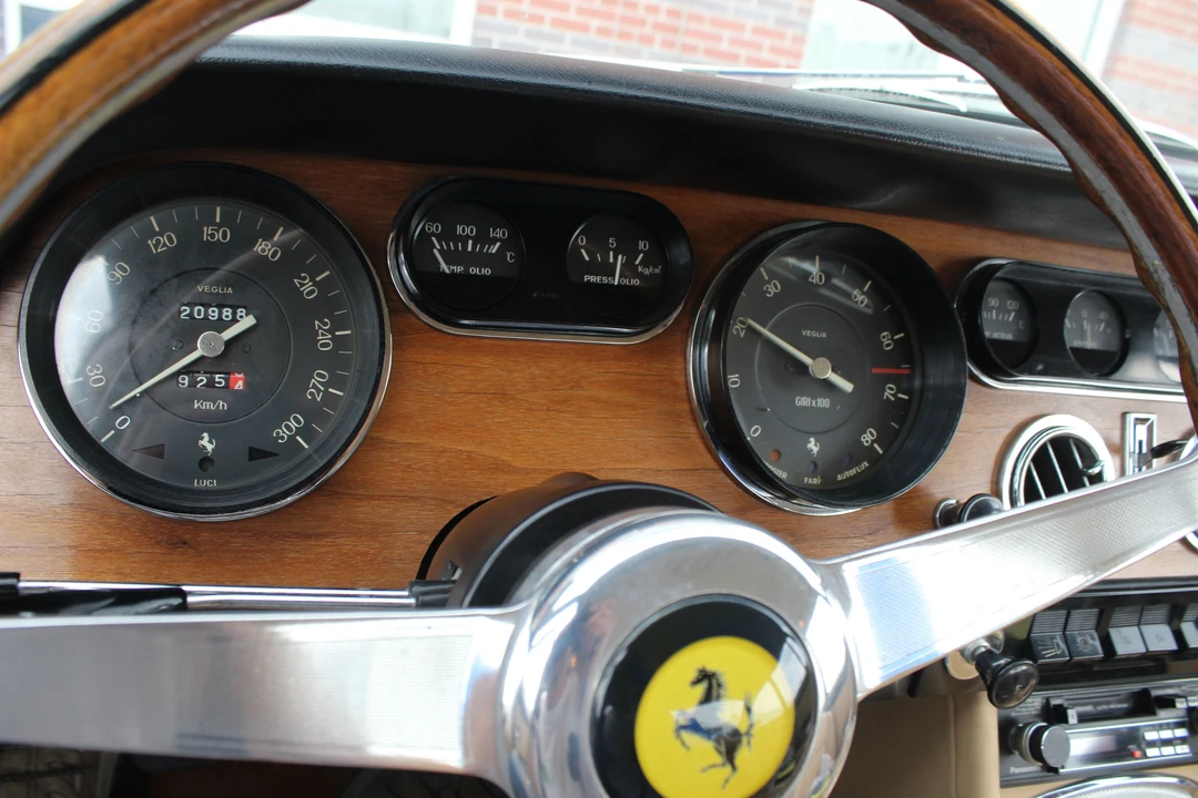 1965 Ferrari 330 GT 2+2 - Image 20 of 27