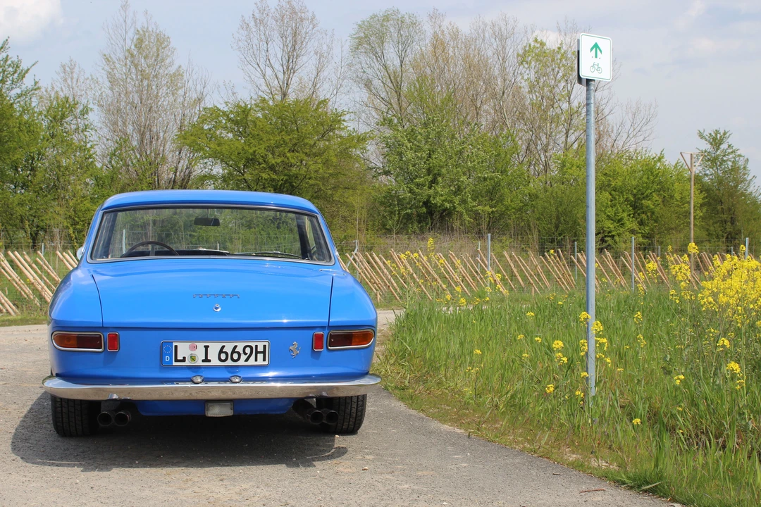 1965 Ferrari 330 GT 2+2 - Image 26 of 27