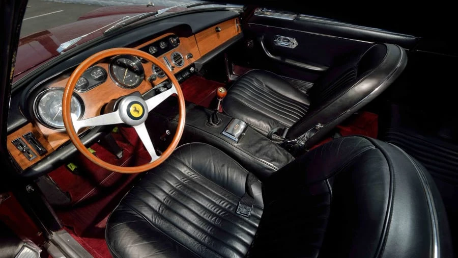1965 Ferrari 330 GT 2+2 - Image 4 of 12