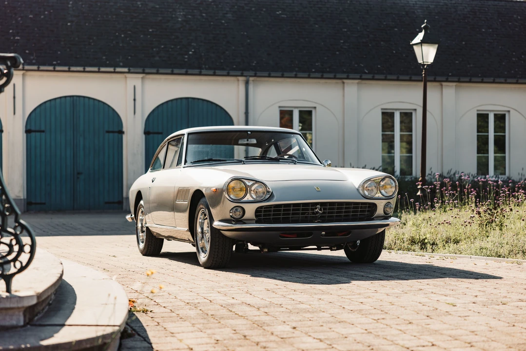 1965 Ferrari 330 GT 2+2 - Image 14 of 31