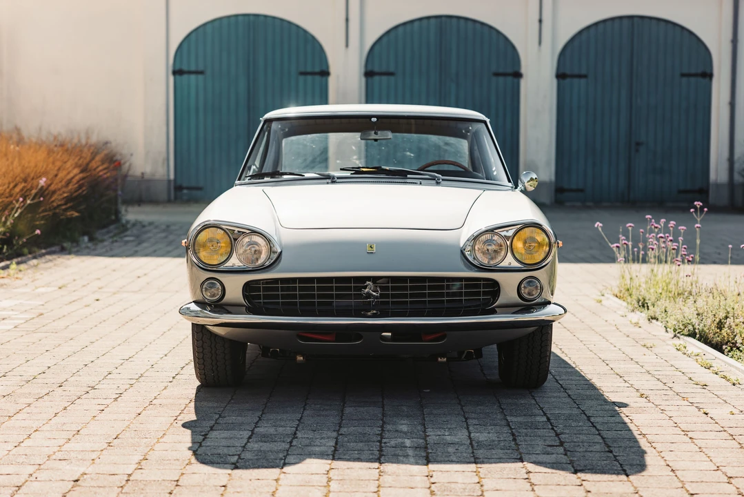 1965 Ferrari 330 GT 2+2 - Image 15 of 31