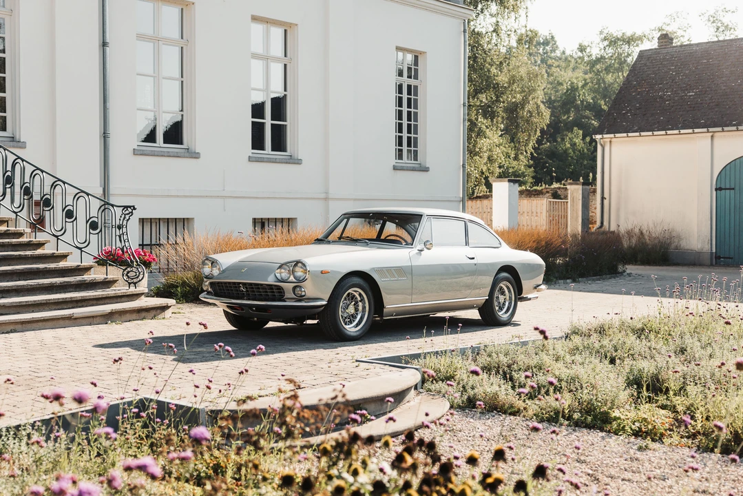 1965 Ferrari 330 GT 2+2 - Image 10 of 31
