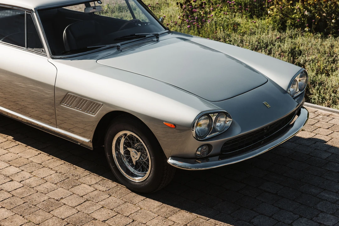 1965 Ferrari 330 GT 2+2 - Image 16 of 31
