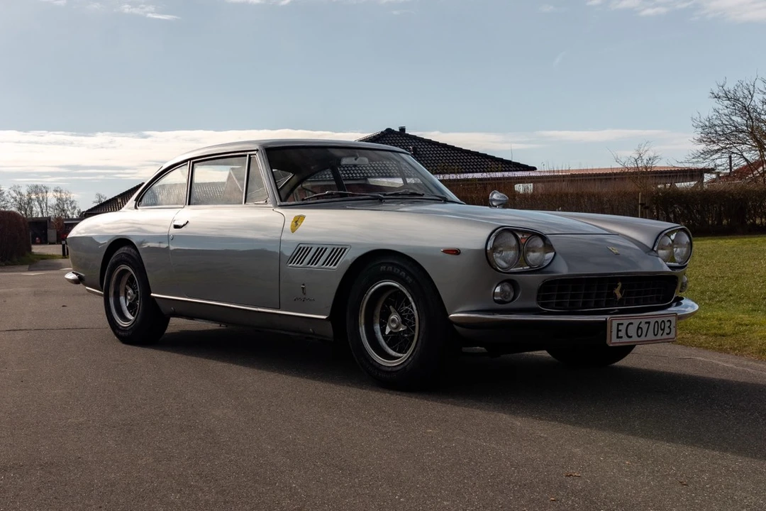 1965 Ferrari 330 GT 2+2 - Image 13 of 30