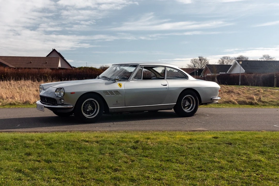 1965 Ferrari 330 GT 2+2 - Image 6 of 30