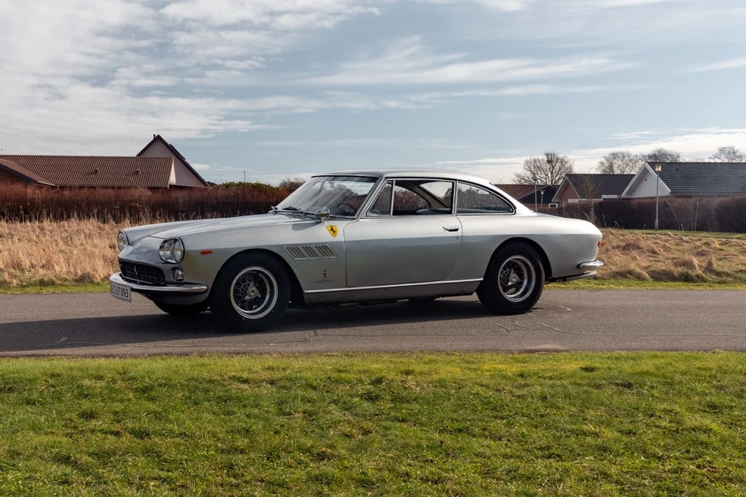 1965 Ferrari 330 GT 2+2 - Image 5 of 30
