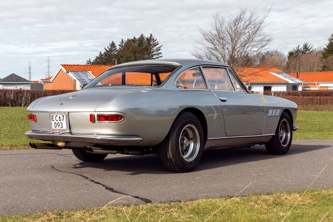 1965 Ferrari 330 GT 2+2 - Image 14 of 30