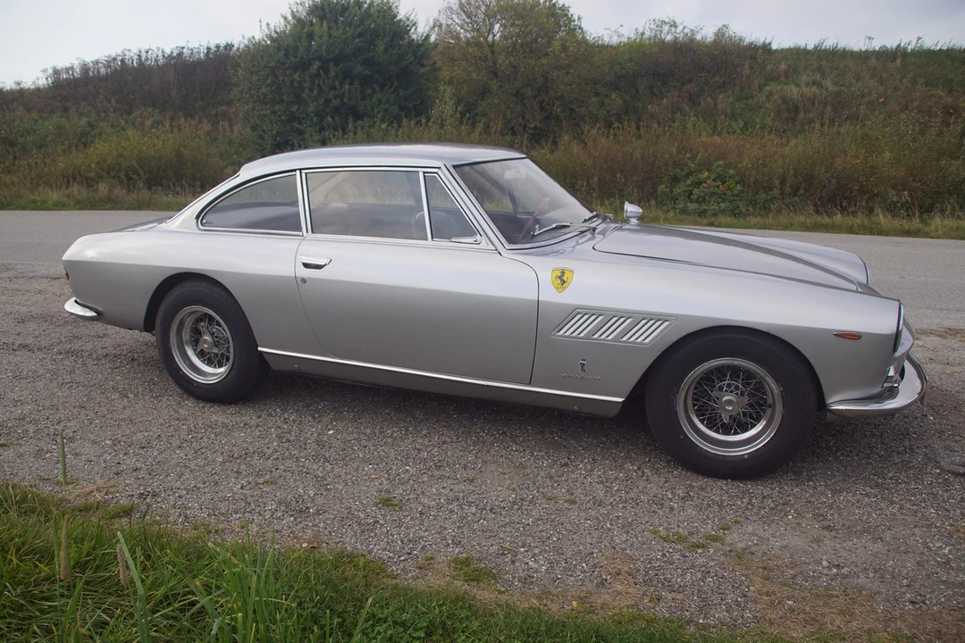 1965 Ferrari 330 GT 2+2 - Image 26 of 30