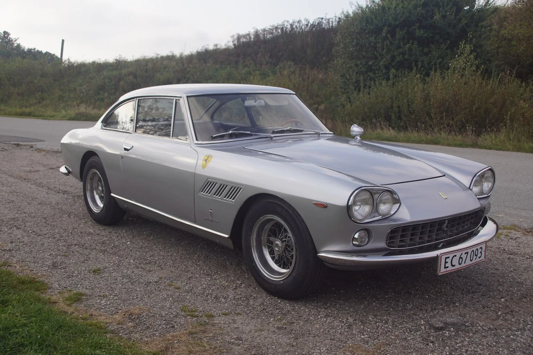 1965 Ferrari 330 GT 2+2 - Image 19 of 30