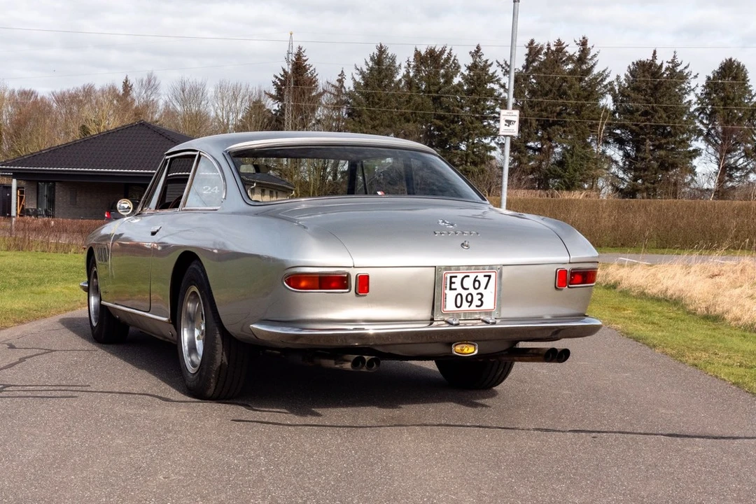 1965 Ferrari 330 GT 2+2 - Image 17 of 30