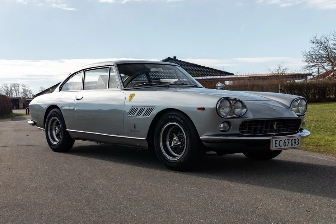 1965 Ferrari 330 GT 2+2 - Image 3 of 30