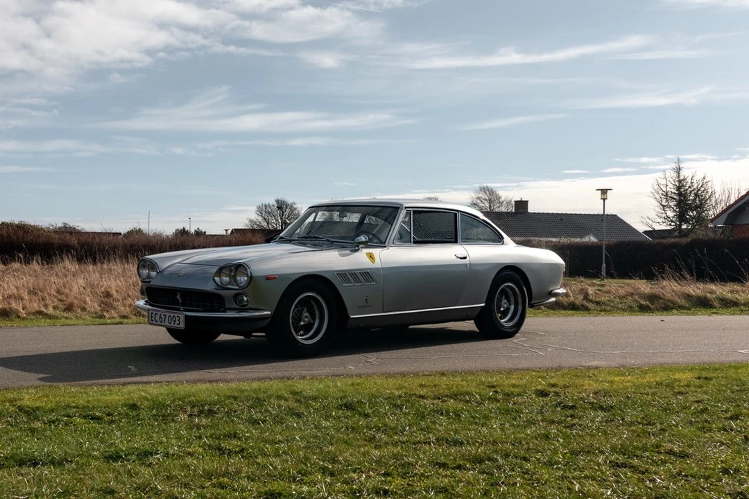 1965 Ferrari 330 GT 2+2 - Image 8 of 30