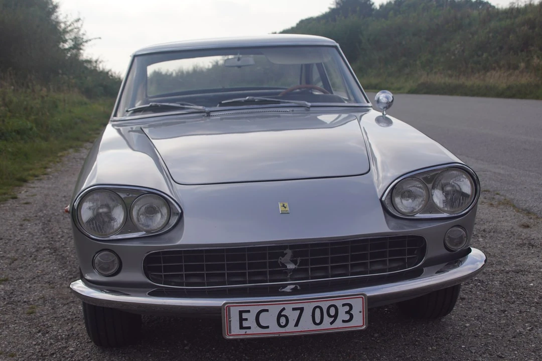 1965 Ferrari 330 GT 2+2 - Image 23 of 30