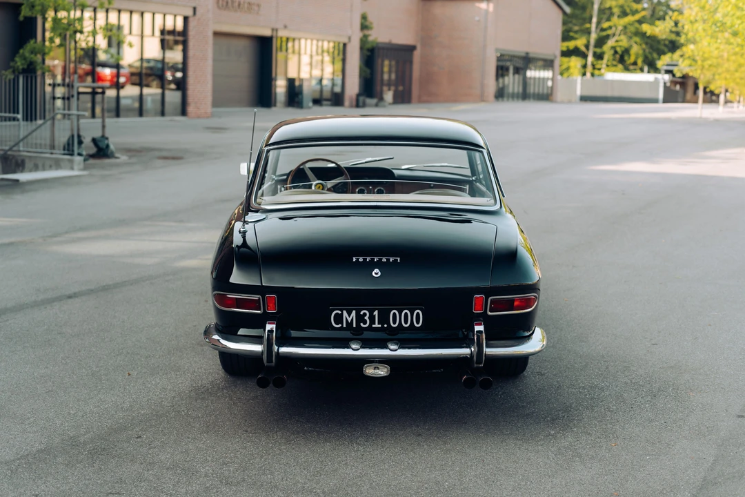 1965 Ferrari 330 GT 2+2 - Image 27 of 31