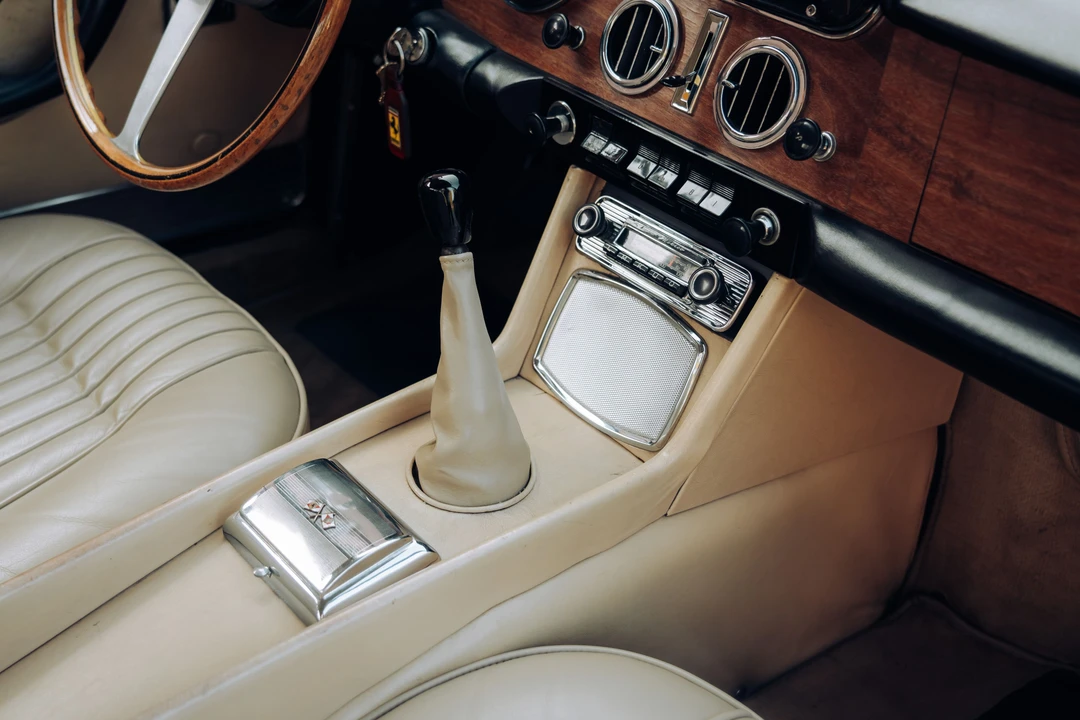 1965 Ferrari 330 GT 2+2 - Image 31 of 31