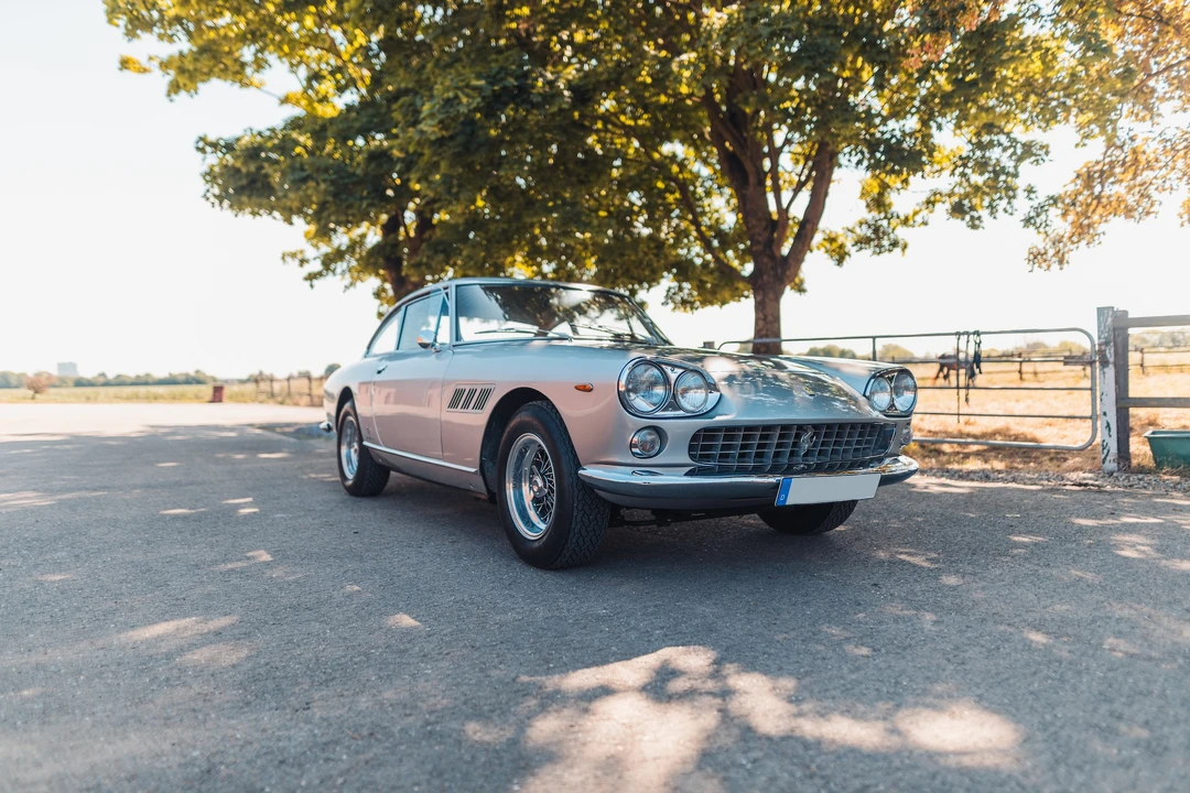 1965 Ferrari 330 GT 2+2 - Image 10 of 31