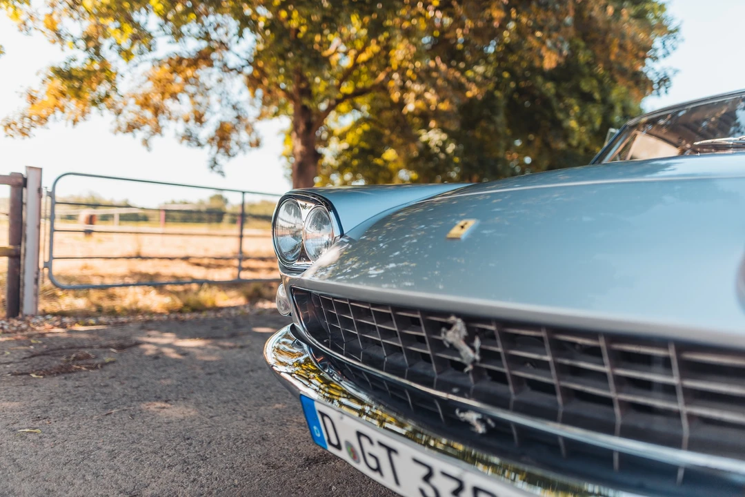 1965 Ferrari 330 GT 2+2 - Image 13 of 31