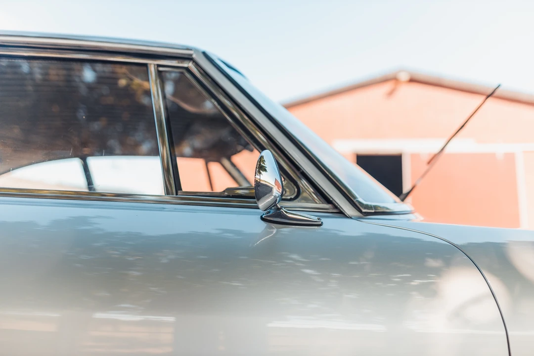 1965 Ferrari 330 GT 2+2 - Image 28 of 31