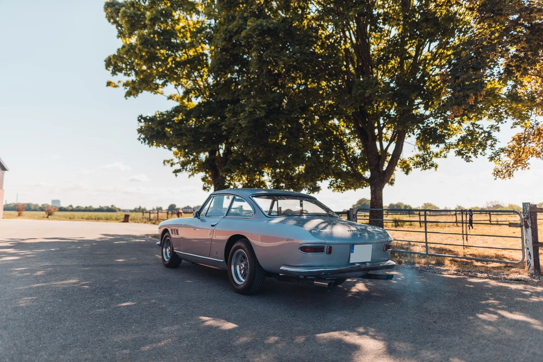 1965 Ferrari 330 GT 2+2 - Image 12 of 31