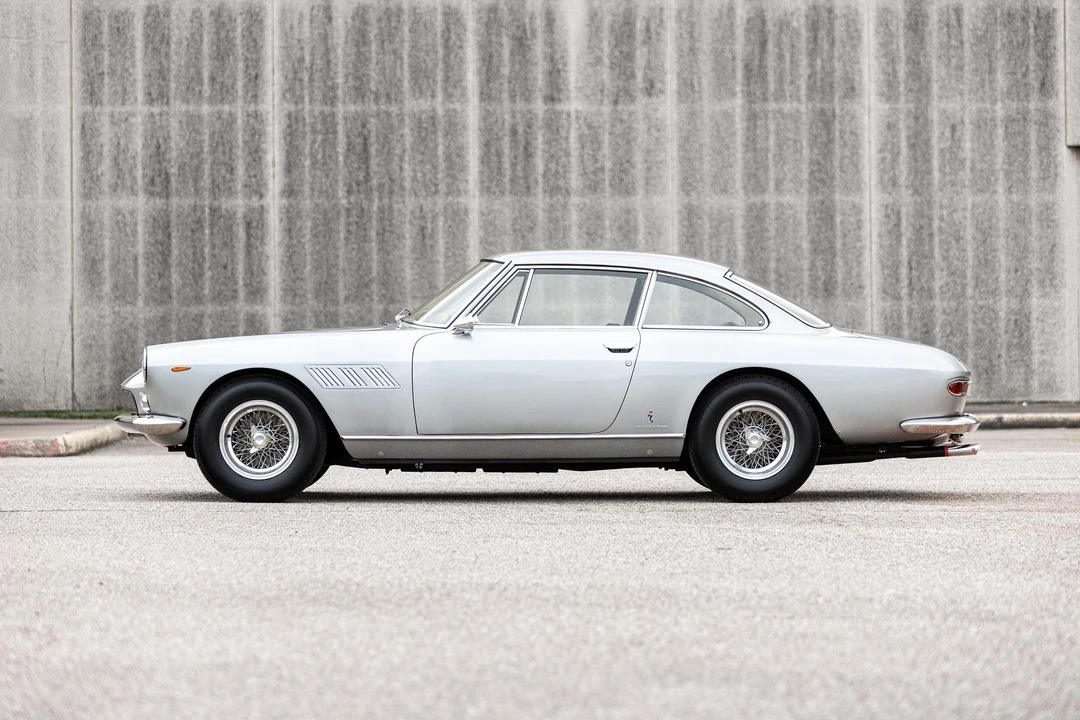 1965 Ferrari 330 GT 2+2 - Image 4 of 31