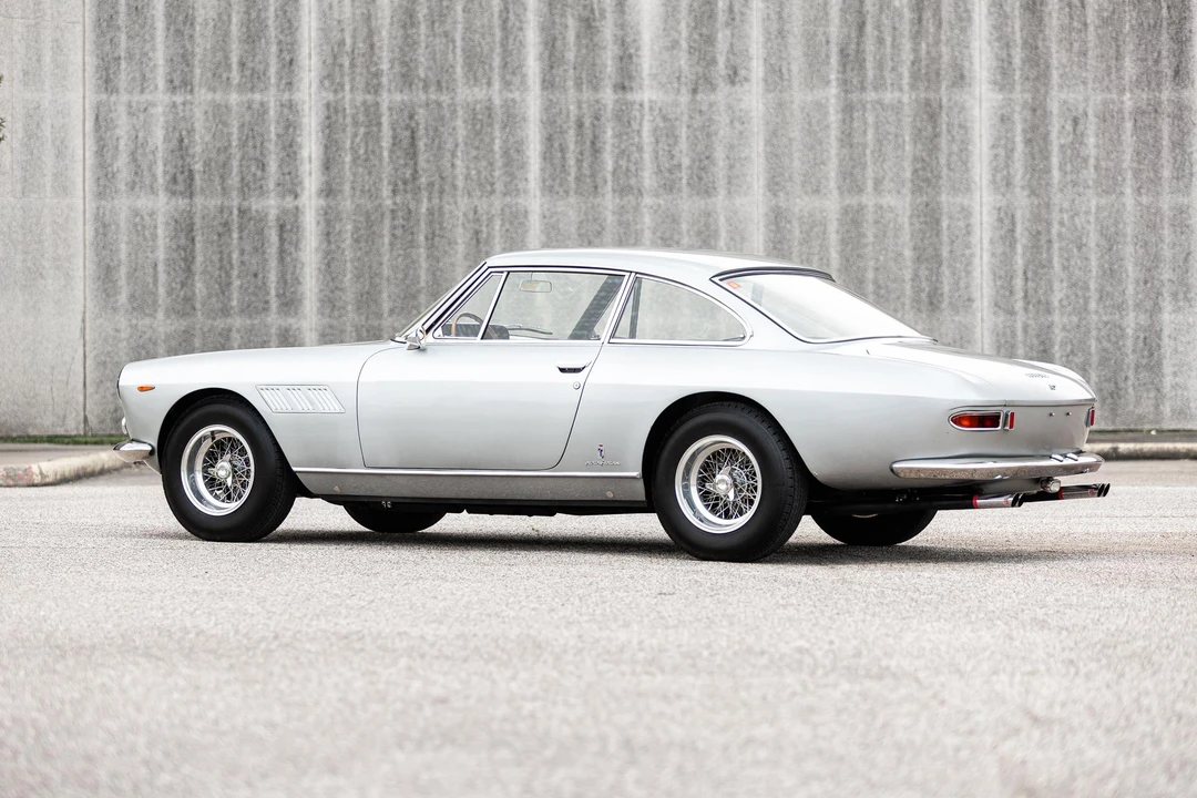 1965 Ferrari 330 GT 2+2 - Image 5 of 31