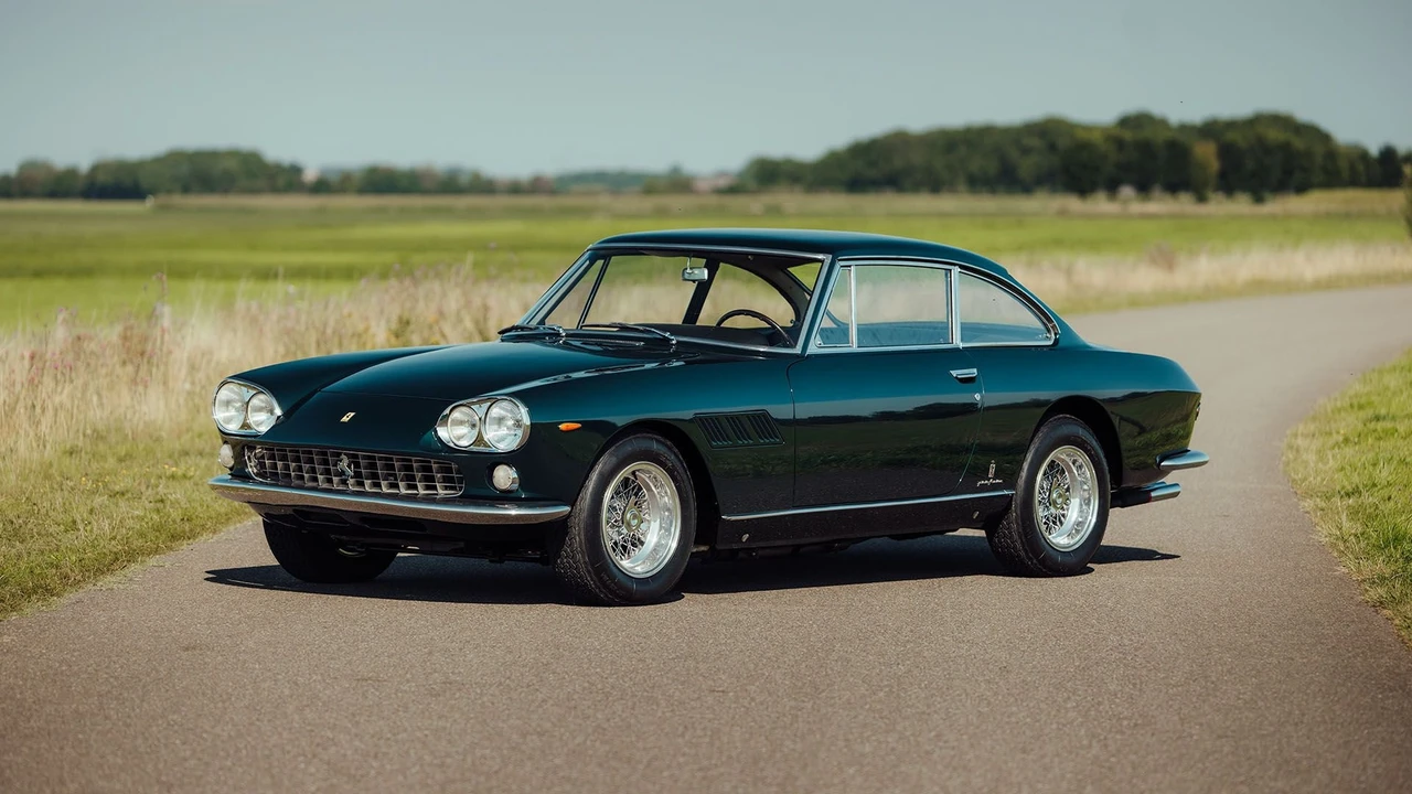 1965 Ferrari 330 GT 2+2 - Image 6 of 31