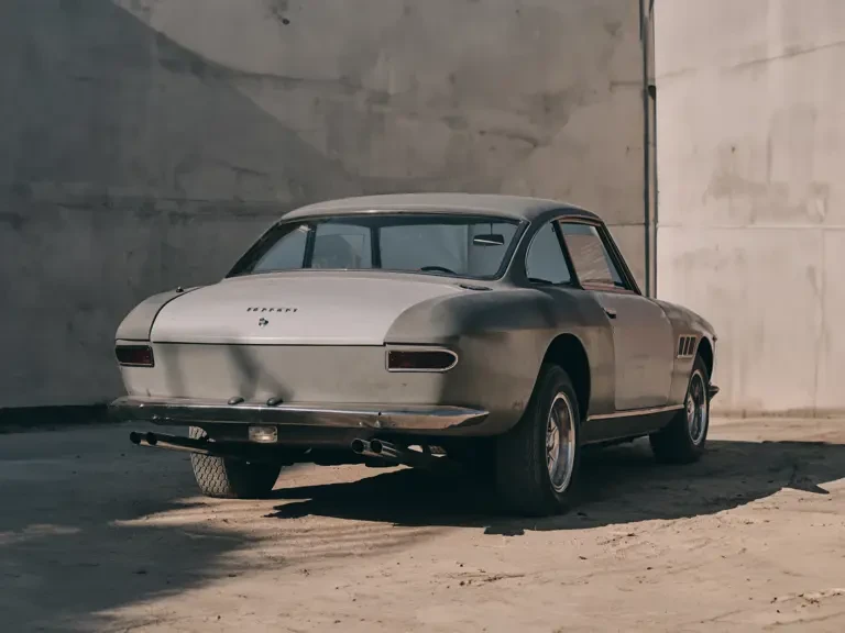 1965 Ferrari 330 GT 2+2 - Image 3 of 29