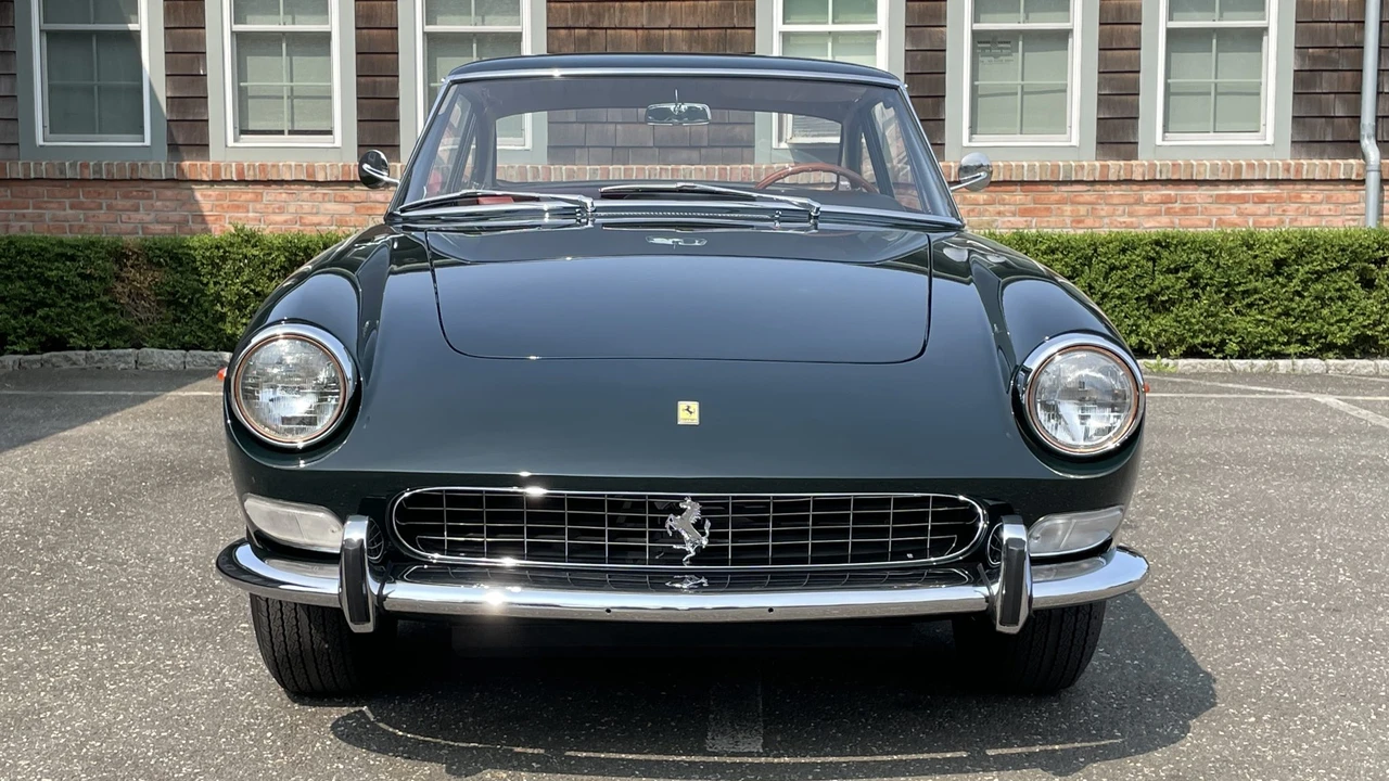 1965 Ferrari 330 GT 2+2 - Image 3 of 31