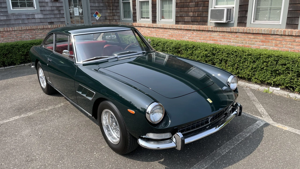 1965 Ferrari 330 GT 2+2 - Image 2 of 31