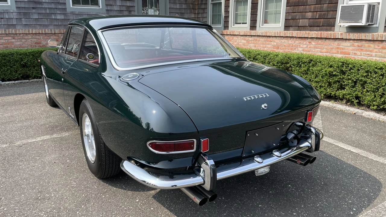 1965 Ferrari 330 GT 2+2 - Image 9 of 31