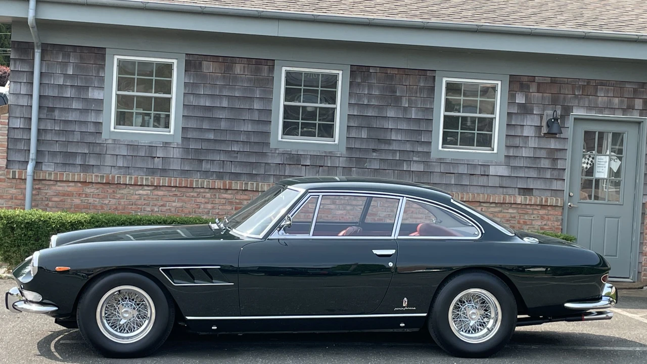 1965 Ferrari 330 GT 2+2 - Image 7 of 31