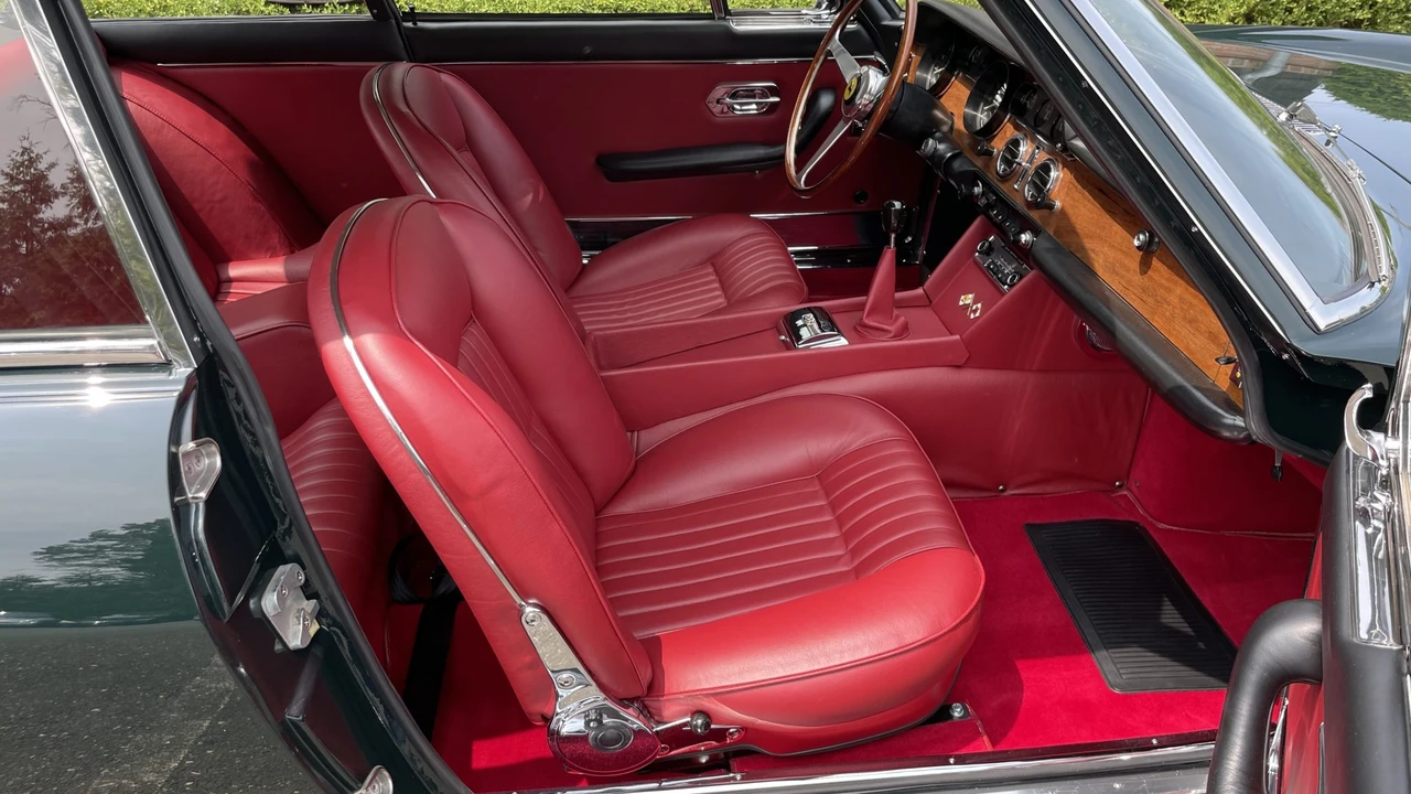 1965 Ferrari 330 GT 2+2 - Image 30 of 31