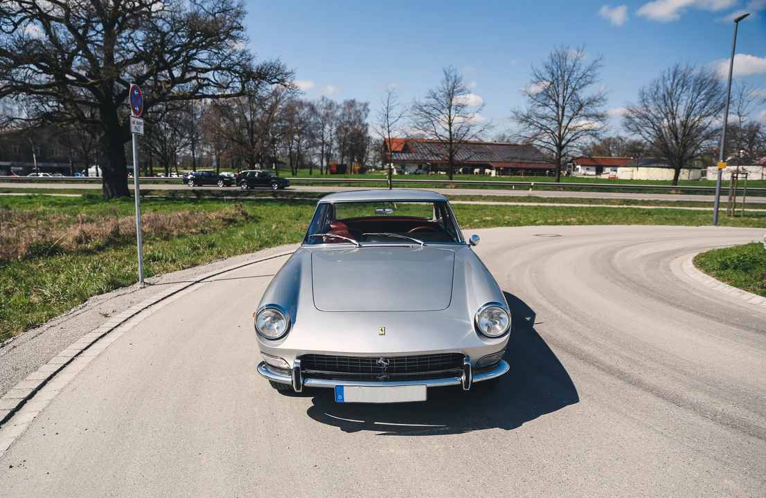1965 Ferrari 330 GT 2+2 - Image 10 of 31