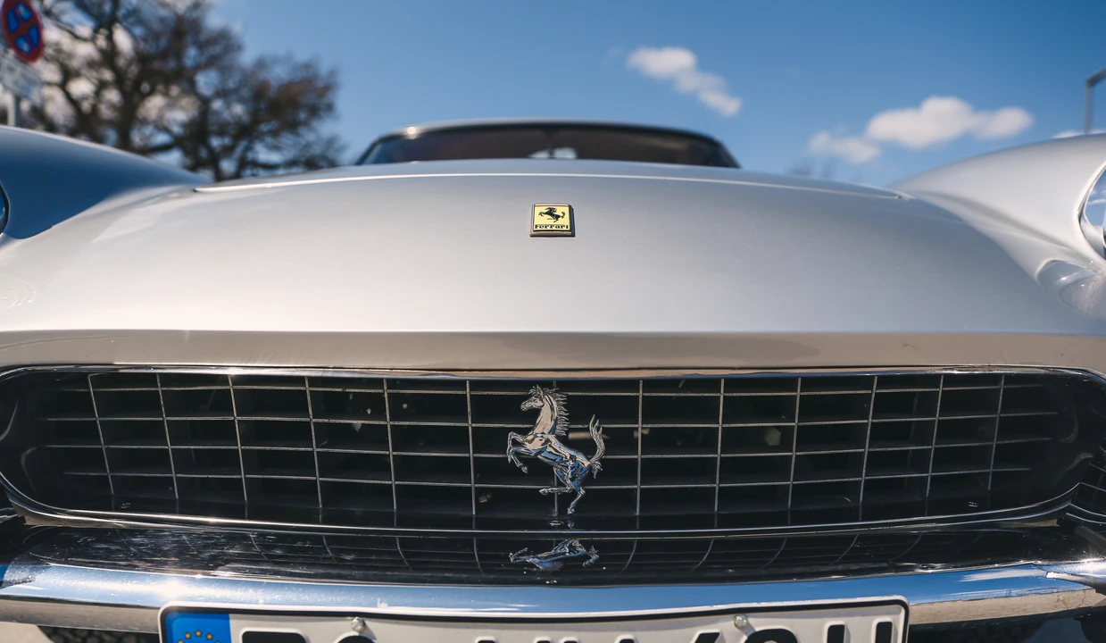 1965 Ferrari 330 GT 2+2 - Image 16 of 31
