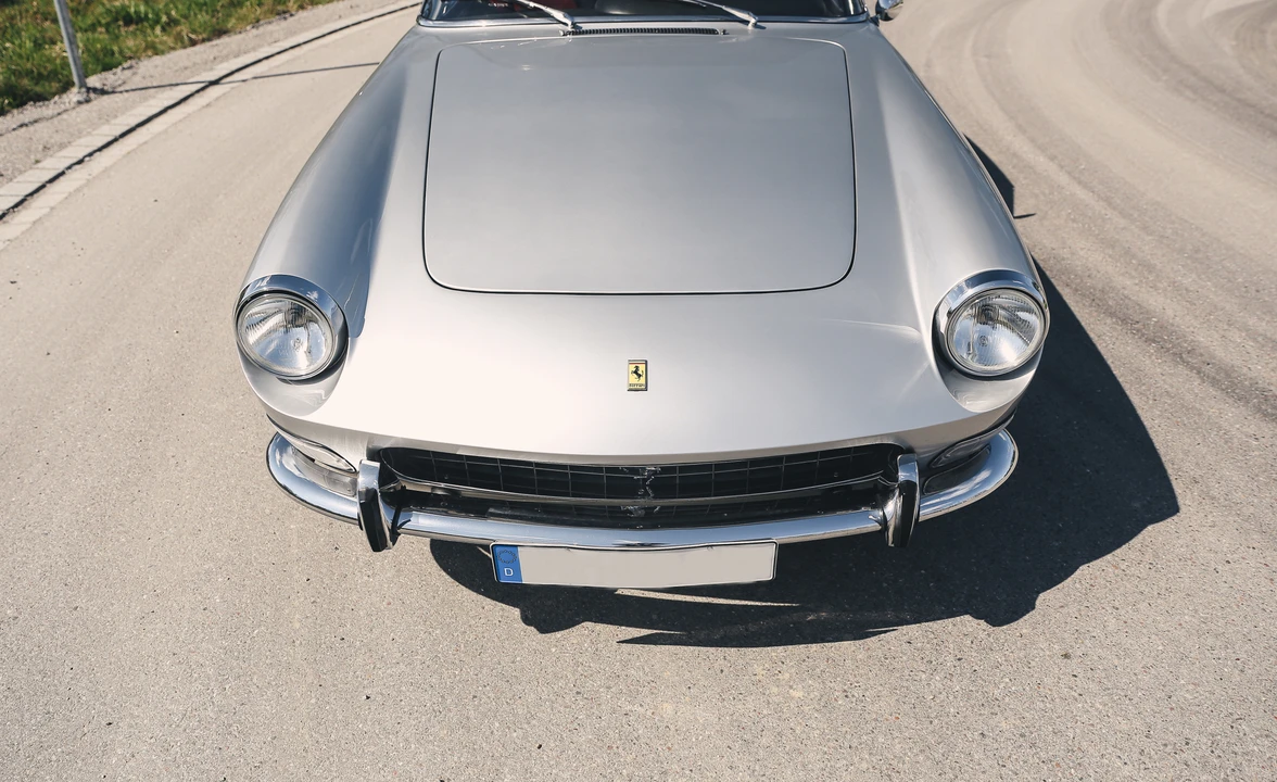 1965 Ferrari 330 GT 2+2 - Image 18 of 31