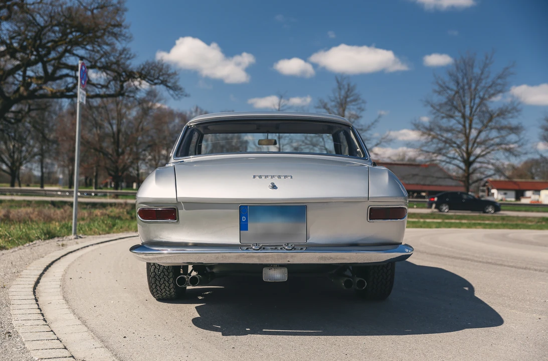 1965 Ferrari 330 GT 2+2 - Image 6 of 31