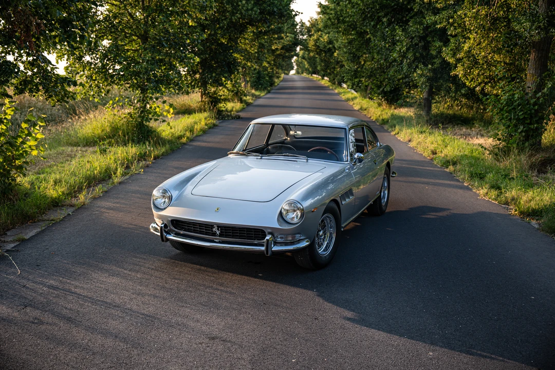 1965 Ferrari 330 GT 2+2 - Image 8 of 31