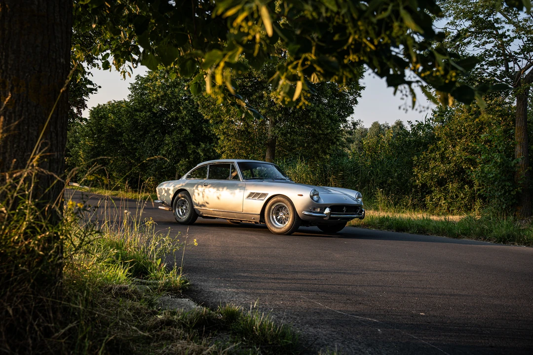 1965 Ferrari 330 GT 2+2 - Image 19 of 31