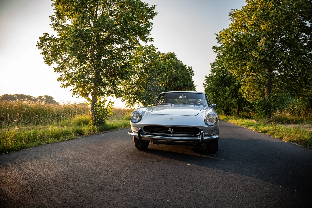 1965 Ferrari 330 GT 2+2 - Image 26 of 31