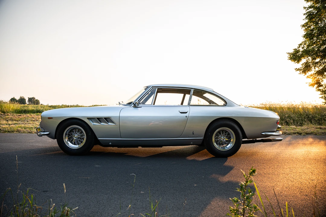 1965 Ferrari 330 GT 2+2 - Image 11 of 31