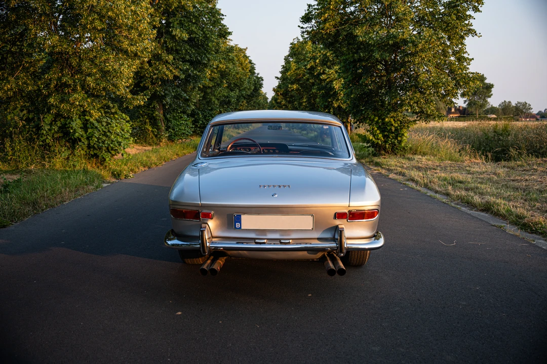 1965 Ferrari 330 GT 2+2 - Image 15 of 31
