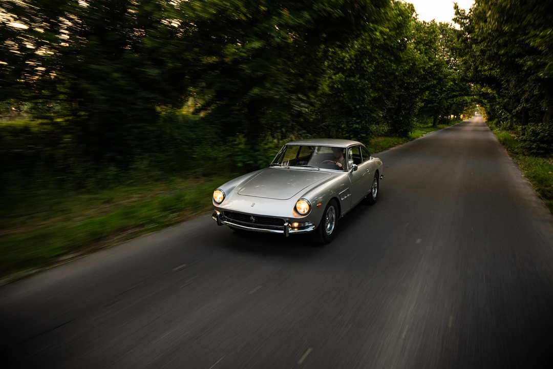1965 Ferrari 330 GT 2+2 - Image 4 of 31
