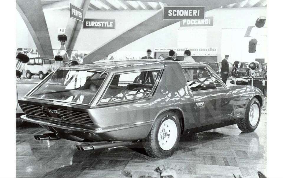 1965 Ferrari 330 GT 2+2 - Image 24 of 27